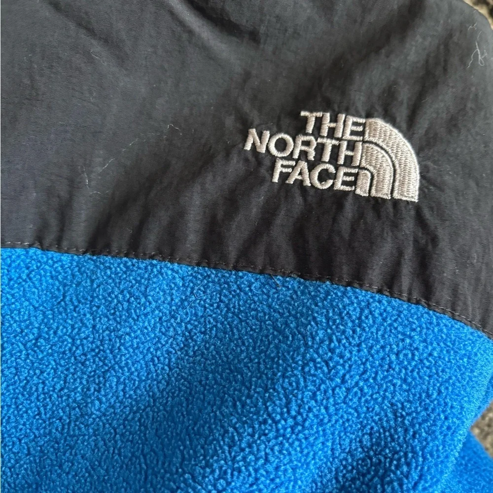 The North Face Blue and Black Fleece Jacket Boys XL 14/16